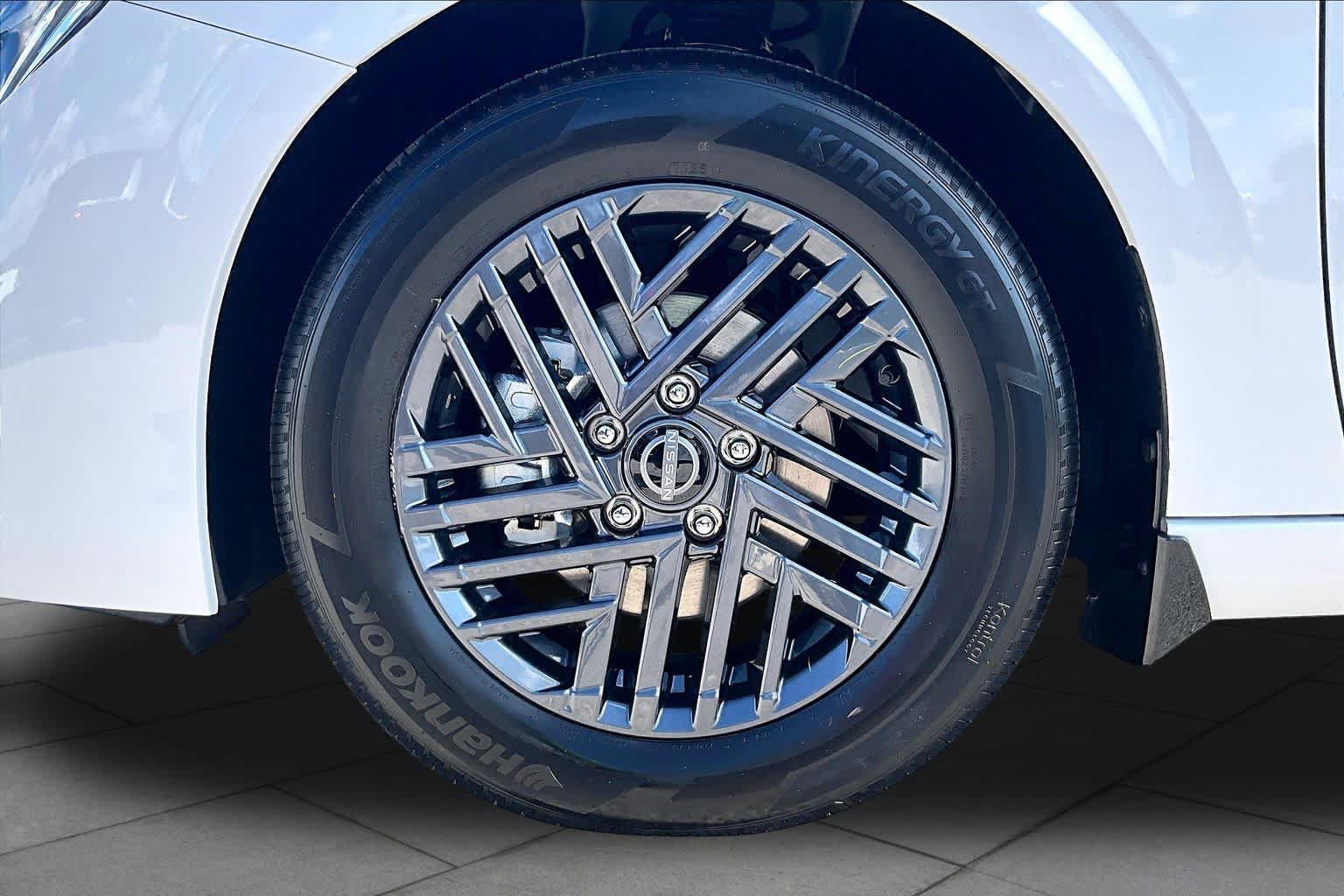 New 2027 Nissan Sentra SV w/ Floor Mat Package FWD image 11
