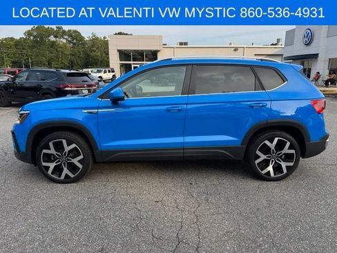 Certified 2023 Volkswagen Taos SEL AWD/4WD image 8