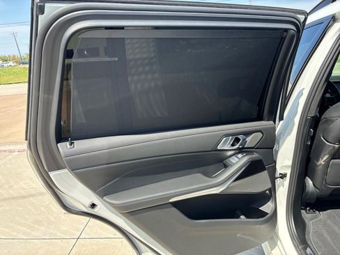 Used 2025 BMW X7 M60i w/ Executive Package AWD/4WD image 36