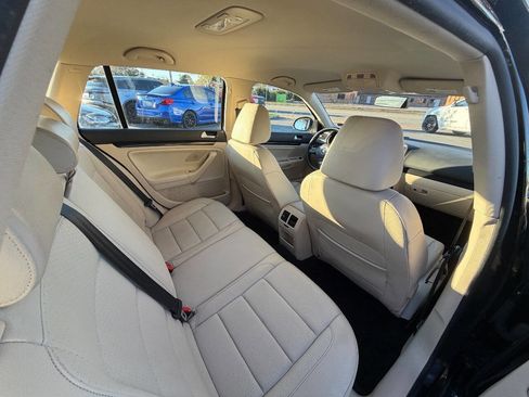 Used 2014 Volkswagen Jetta SE image 25