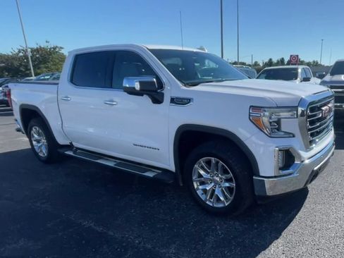 Used 2021 GMC Sierra 1500 SLT w/ SLT Premium Plus Package AWD/4WD image 3