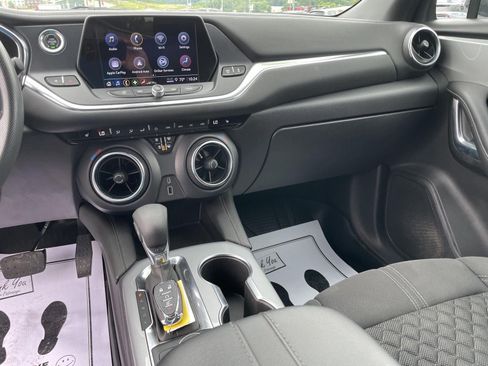 Used 2022 Chevrolet Blazer LT AWD/4WD image 22