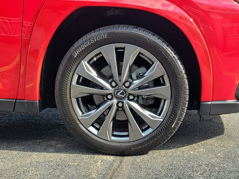 Used 2023 Lexus UX 250h F Sport AWD/4WD image 5