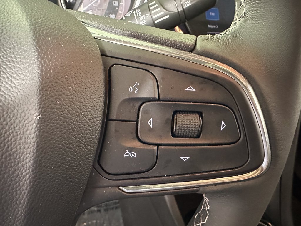 Used 2023 Buick Encore GX Select w/ Safety Package II AWD/4WD image 22