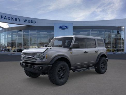 New 2026 Ford Bronco Badlands image 2
