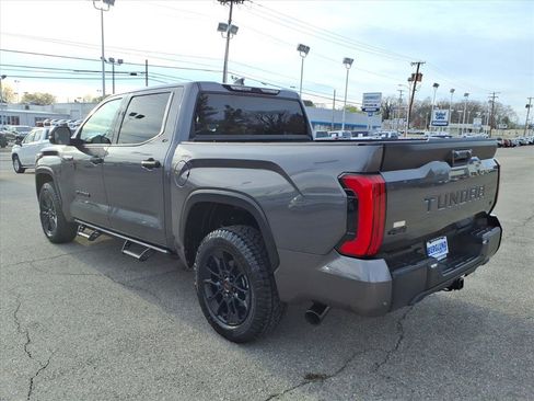 Used 2023 Toyota Tundra SR5 w/ SR5 Convenience Package image 6