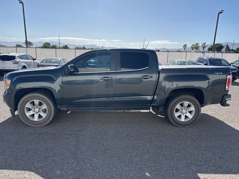 Used 2018 GMC Canyon SLE w/ SLE Convenience Package AWD/4WD image 2