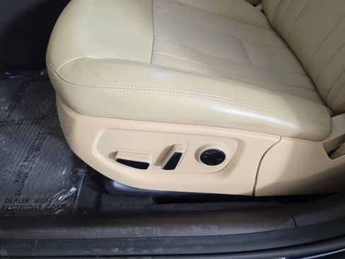 Used 2019 Genesis G80 3.8 image 15