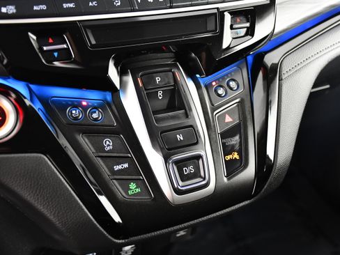 Certified 2025 Honda Odyssey Elite image 21