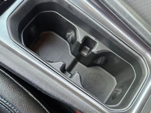 Used 2024 Jeep Compass Latitude image 33