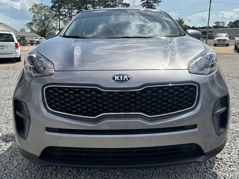 Used 2018 Kia Sportage LX image 3