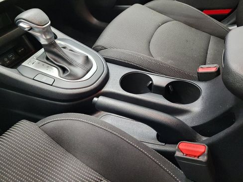 Used 2019 Kia Forte LXS FWD image 26