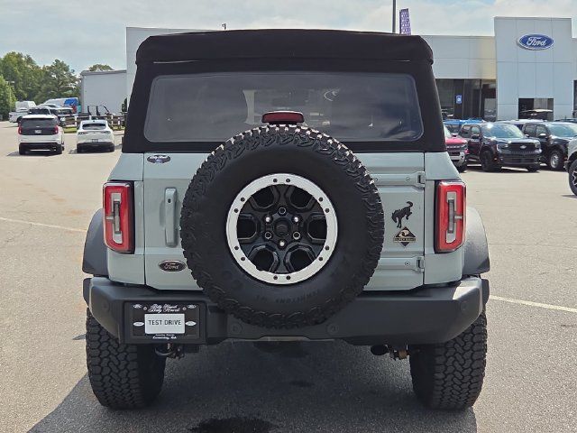 Certified 2022 Ford Bronco Outer Banks w/ Sasquatch Package AWD/4WD image 4