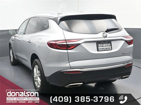 Used 2019 Buick Enclave Essence image 4