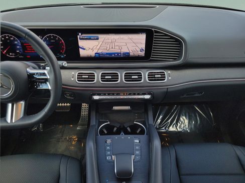 Certified 2026 Mercedes-Benz GLS 450 4MATIC image 20