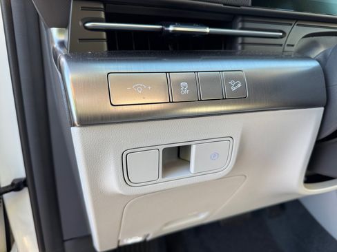 New 2025 Hyundai Kona SEL image 30