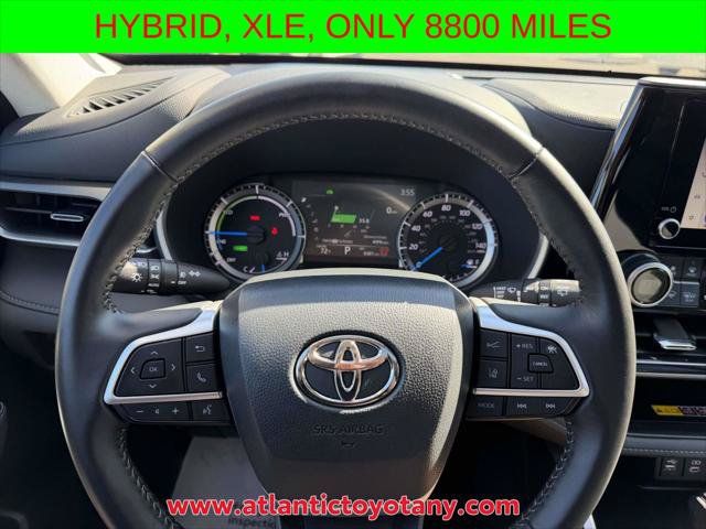 Certified 2026 Toyota Highlander XLE AWD/4WD image 9