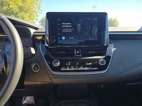 Certified 2024 Toyota Corolla SE image 27