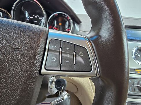 Used 2009 Cadillac CTS 3.6 w/ Wood Trim Package image 21