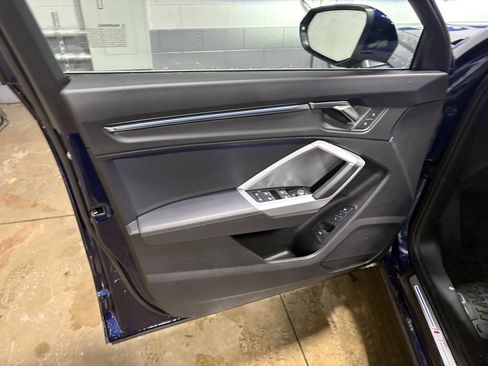 Used 2024 Audi Q3 2.0T Premium Plus w/ Premium Plus Package image 22
