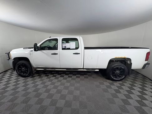 Used 2013 Chevrolet Silverado 3500 W/T image 4