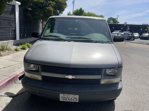Used 2003 Chevrolet Astro RWD image 14