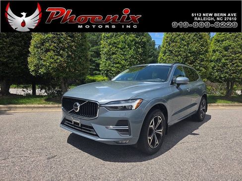 Used 2022 Volvo XC60 B5 Momentum w/ Climate Package AWD/4WD image 1