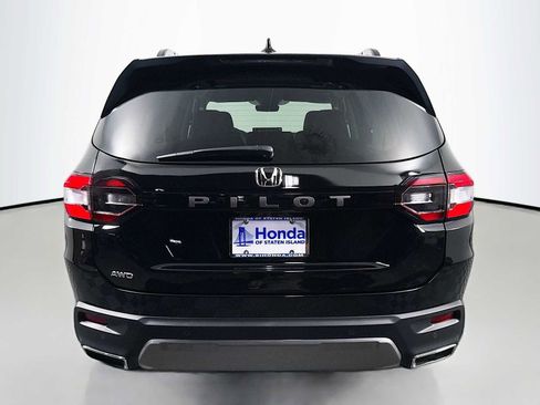 Certified 2026 Honda Pilot EX-L image 6