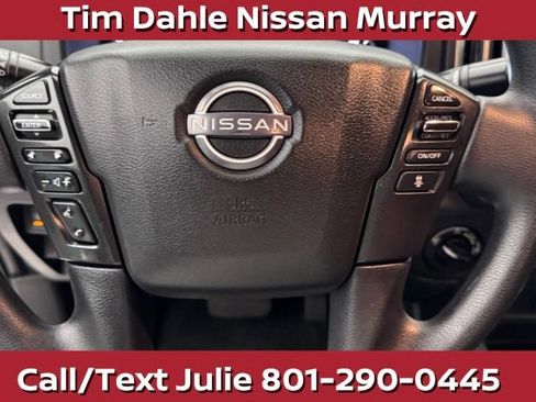 Used 2025 Nissan Frontier SV AWD/4WD image 23