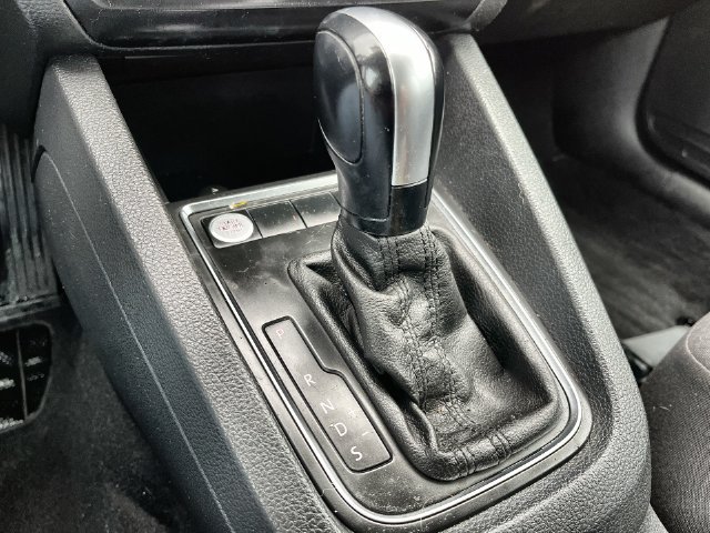 Used 2015 Volkswagen Jetta SE FWD image 28