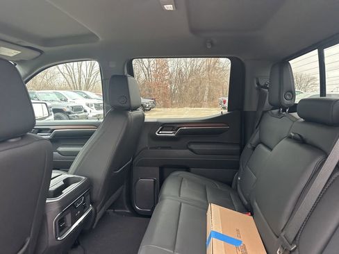 Used 2024 GMC Sierra 1500 Denali w/ Technology Package image 10