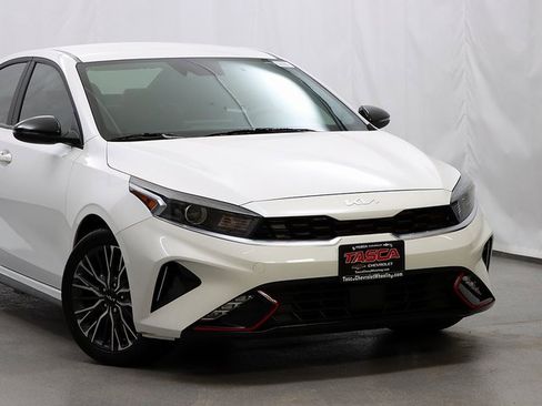 Used 2024 Kia Forte GT-Line image 2