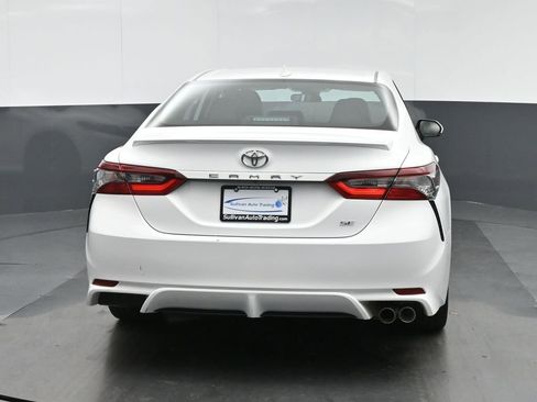 Used 2023 Toyota Camry SE image 6