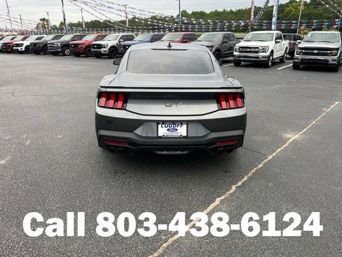 Used 2025 Ford Mustang GT Premium RWD image 29
