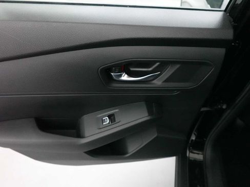 Certified 2023 Honda Accord EX image 25