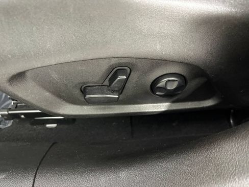 Used 2018 Jeep Renegade Trailhawk AWD/4WD image 15