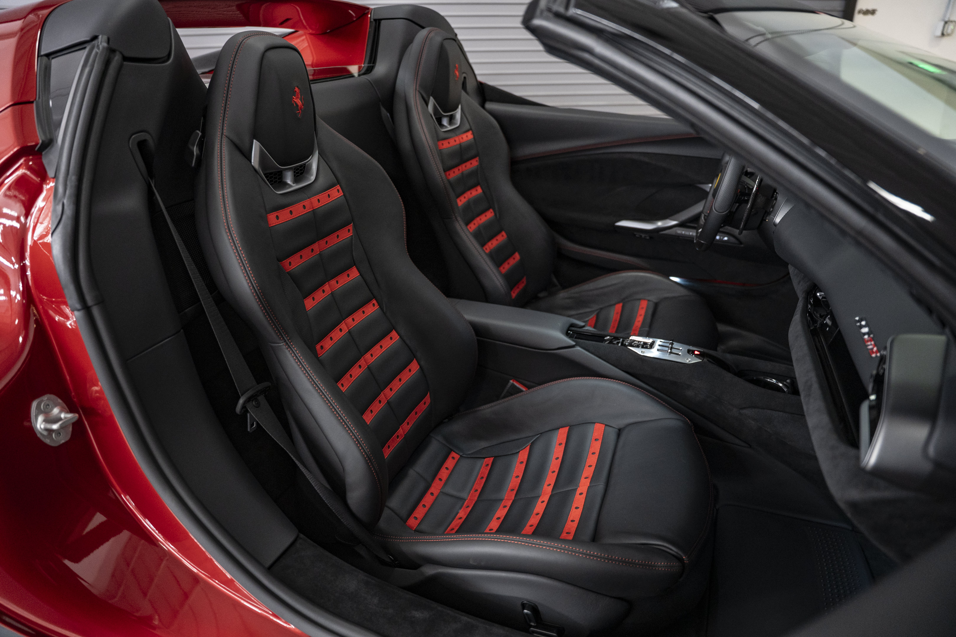 Used 2025 Ferrari 296 GTS RWD image 28