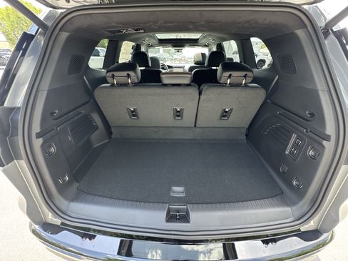 New 2026 GMC Acadia Denali Ultimate AWD/4WD image 21