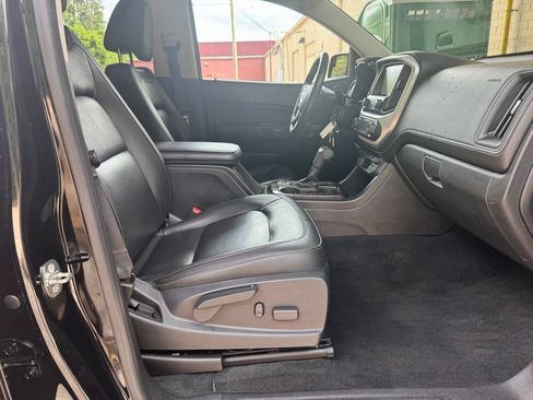 Used 2018 GMC Canyon SLT w/ Driver Alert Package AWD/4WD image 28