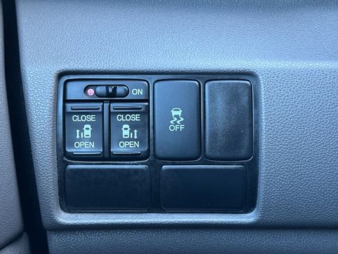 Used 2016 Honda Odyssey EX image 31