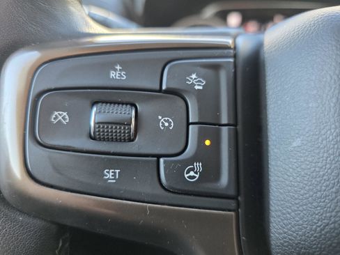 Used 2019 Chevrolet Silverado 1500 High Country w/ Technology Package image 13