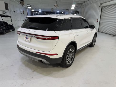 Used 2022 Lincoln Corsair FWD w/ Equipment Group 101A image 5
