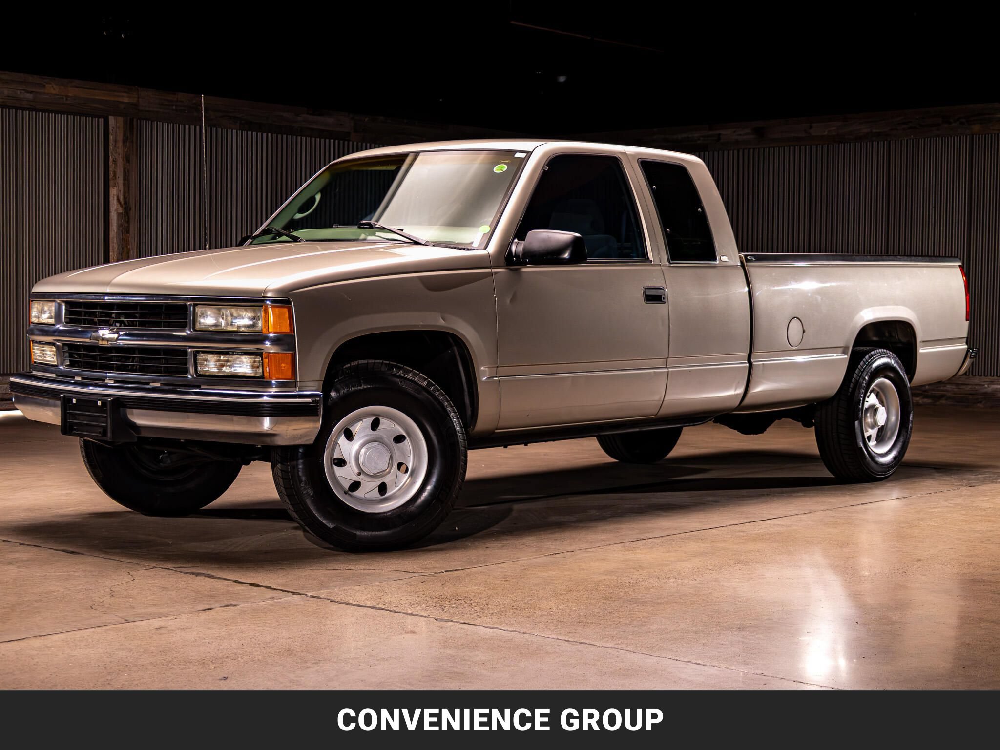 Used 1998 Chevrolet Silverado 2500 2WD Extended Cab w/ Preferred Equipment Group 2 image 4