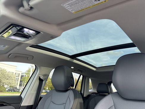 New 2026 Volkswagen Tiguan SE AWD/4WD image 22