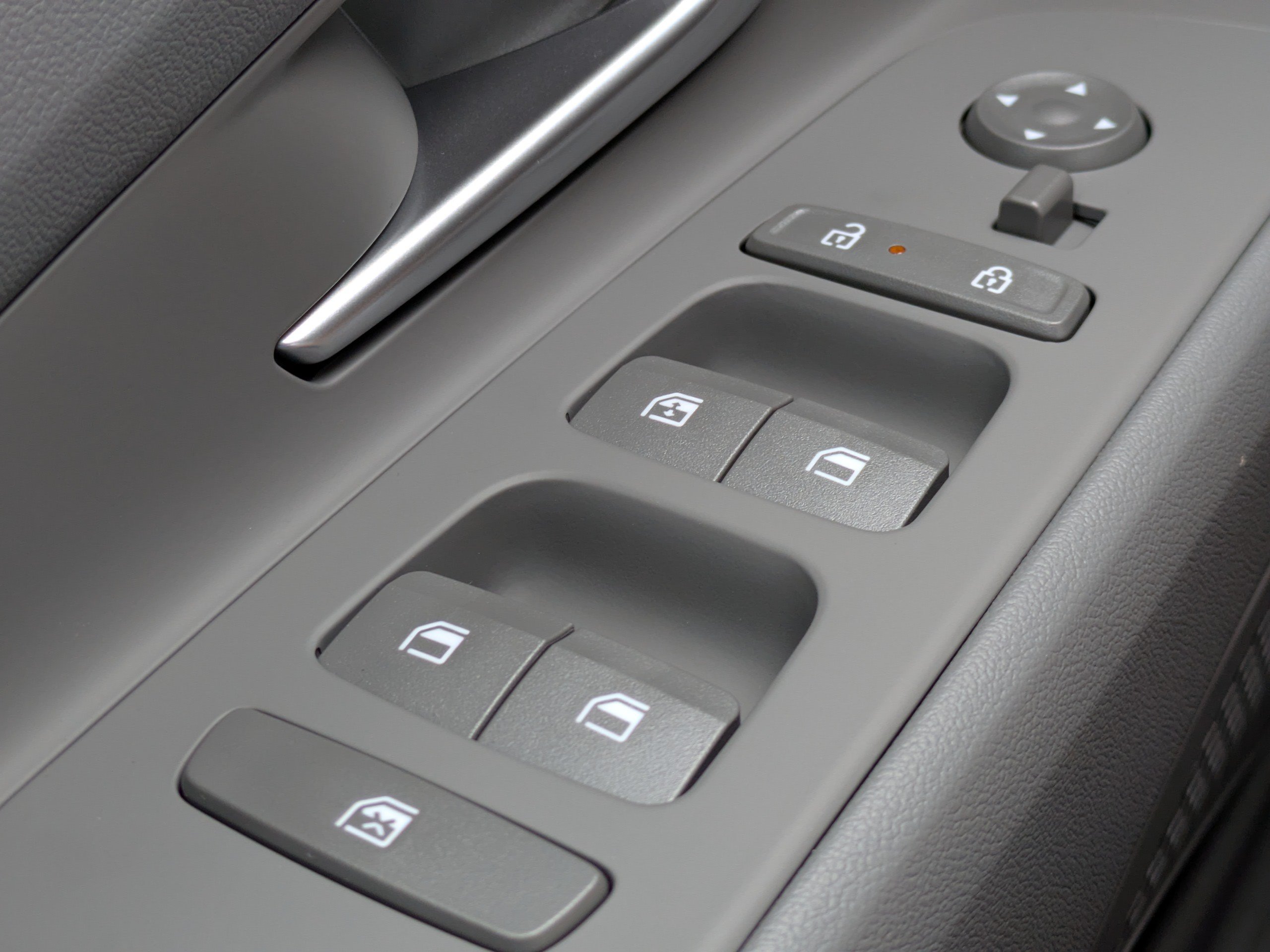 New 2026 Hyundai Elantra SEL Sport Premium FWD image 25