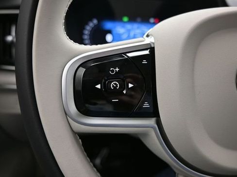 New 2026 Volvo XC90 B6 Ultra w/ Protection Package Premier AWD/4WD image 27