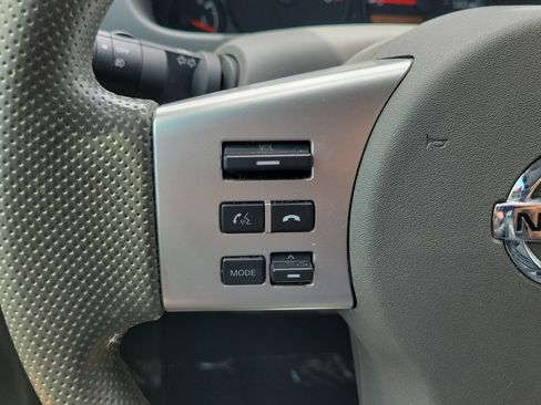Used 2021 Nissan Frontier SV RWD image 26