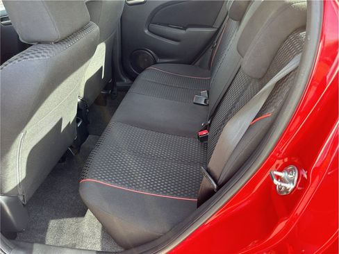 Used 2011 MAZDA MAZDA2 Touring FWD image 12