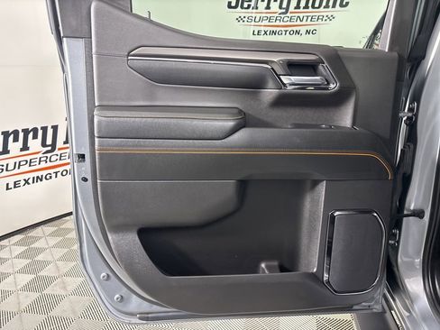 Used 2024 GMC Sierra 1500 AT4 w/ AT4 Premium Package image 21