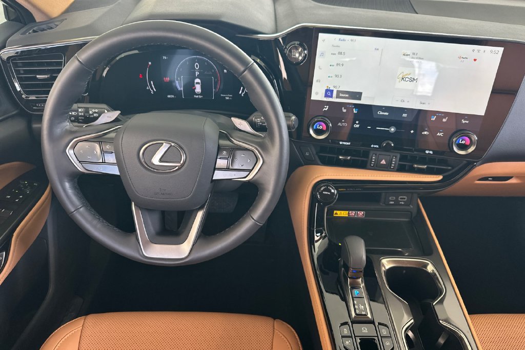 Used 2026 Lexus NX 350 AWD w/ Luxury Package image 16